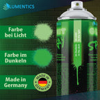 Glow Spray Natural Green 400 ml: close-up, spray patches in light and dark, Made in Germany seal