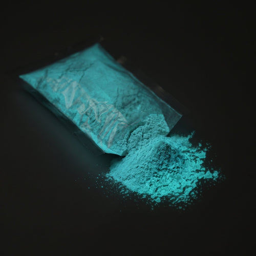 Fine Glow Pigment Natural Green-Blue 5–15 µm, 100 g in the dark, glowing blue-green