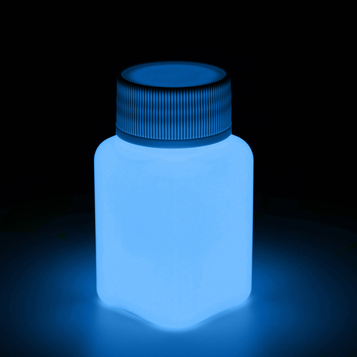 Glow in the Dark Paint Blue 100 g: bottle in the dark, glowing blue