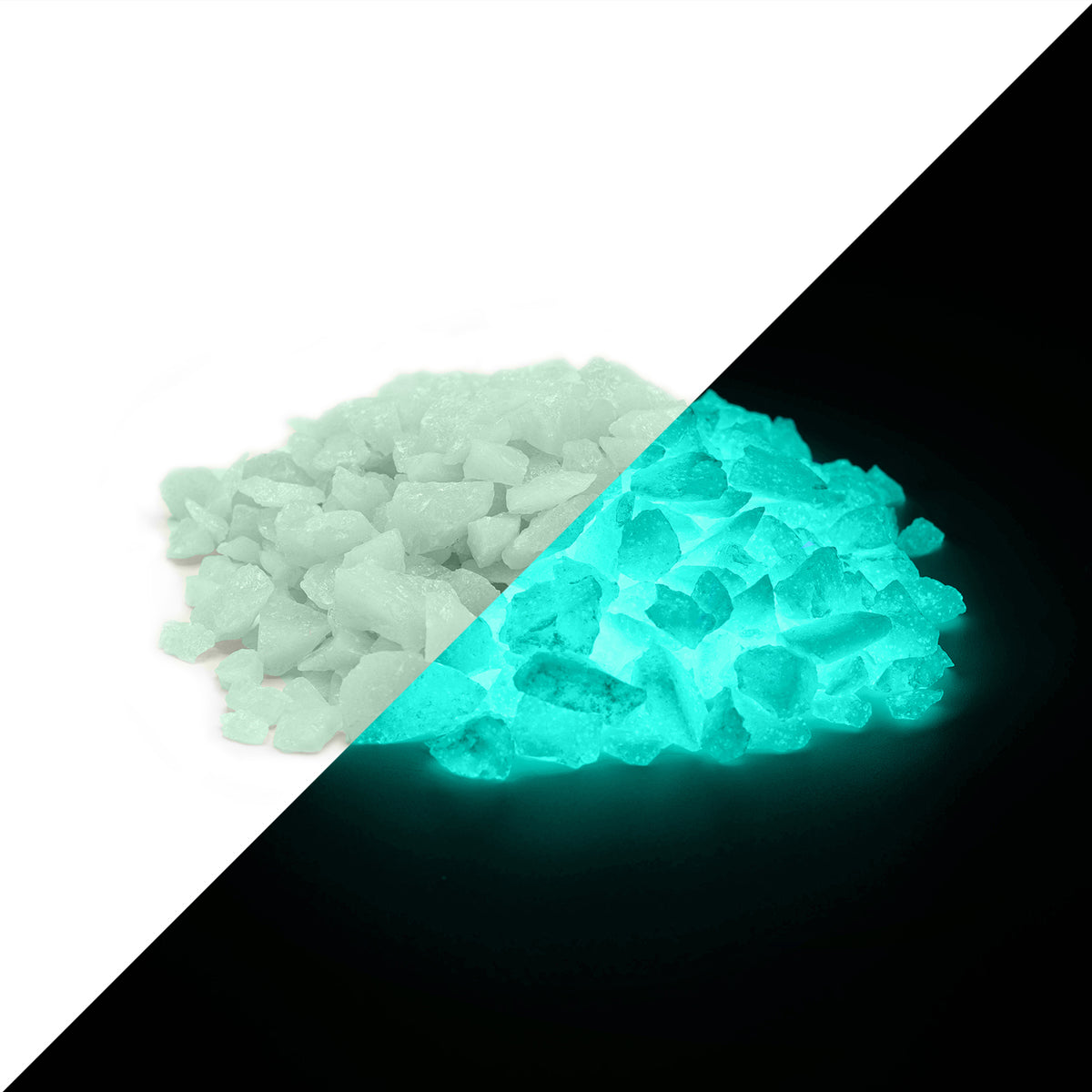 Glow Granules Blue-Green 4 mm, split view: pale green in daylight on the left, glowing blue-green in the dark on the right