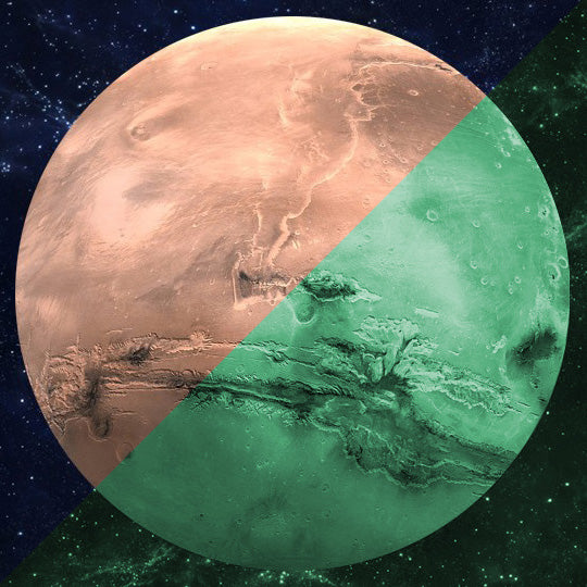 Planet Sticker Mercury 30 cm: brownish in daylight on the left, glowing green in the dark on the right