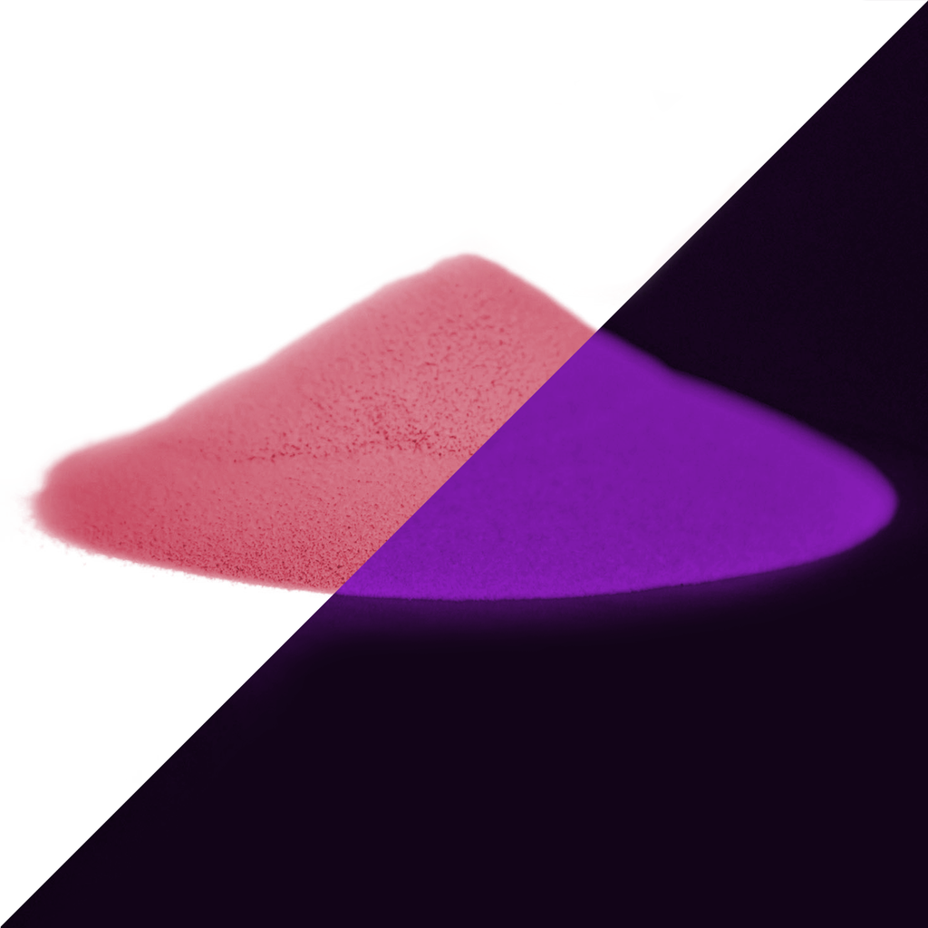 Glow in the Dark Powder Pink-Purple 40 g: pile of powder split diagonally: pink in light, glowing purple in the dark
